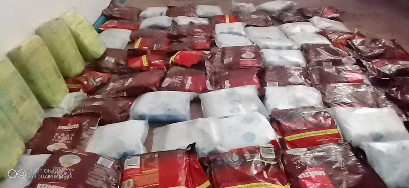 Heroin seized in Nacala, Mozambique, in January 2021. The packaging has also been seen on other drugs shipped into Mozambique and Zanzibar. A Mozambican national was arrested in connection with the drugs.
