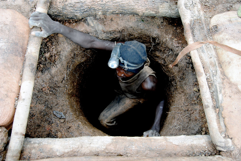 Un puits de mine d’or au Mali.
